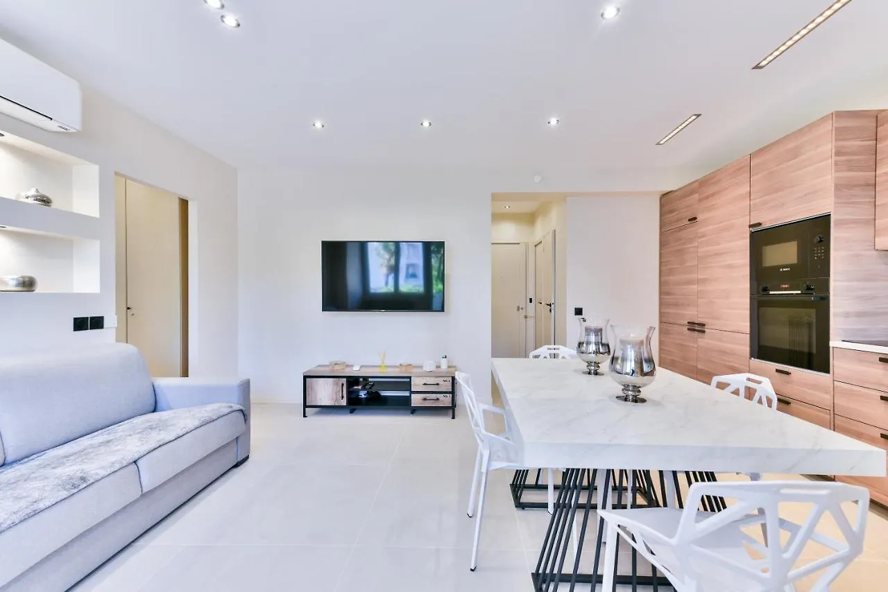 Cosy Flat With Parking - Basse Californie - Cannes France