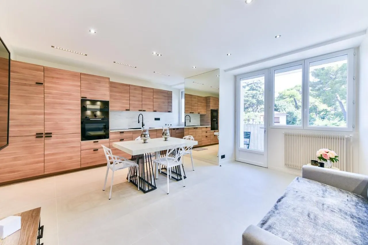 Cosy Flat With Parking - Basse Californie - Cannes 0*,